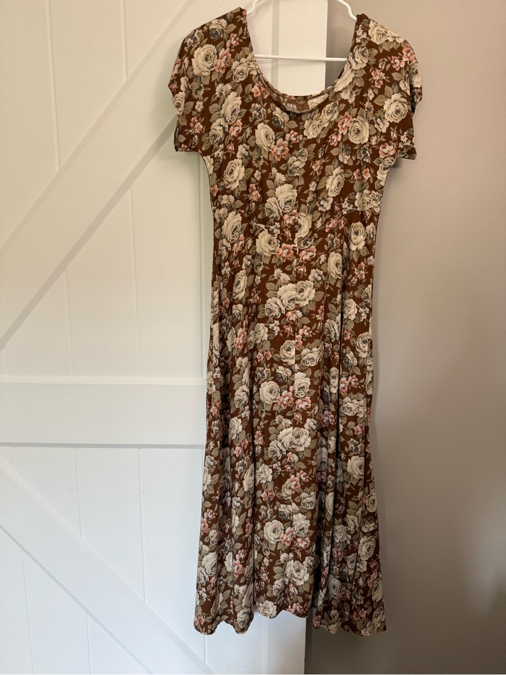 Vintage Floral Brown Midi Dress